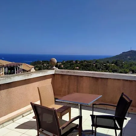 Superbe Duplex Cap Esterel Vue *